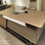 Escritorio con Luz LED YDL311